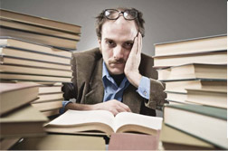 How to Go on University Professors? Or the Minimum Publication Requirement in Social Sciences